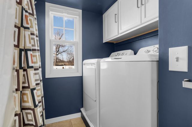 7924 35th Avenue N, Crystal, MN 55427