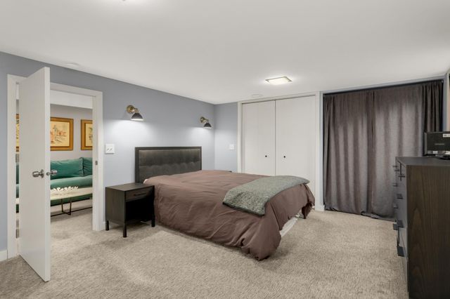 7924 35th Avenue N, Crystal, MN 55427