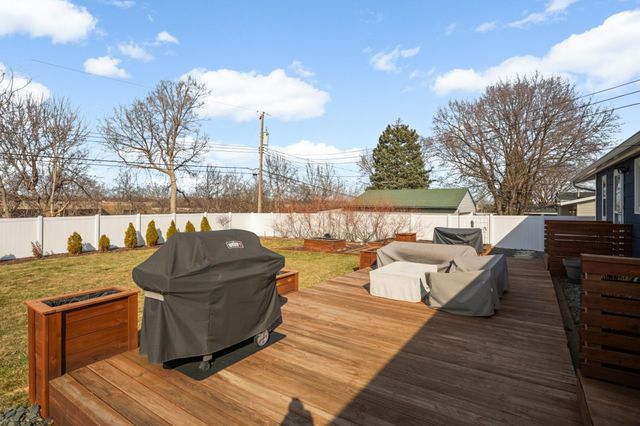 7924 35th Avenue N, Crystal, MN 55427