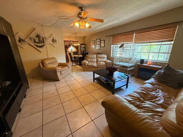 1985 NE 32nd Court 49, Lighthouse Point, FL 33064