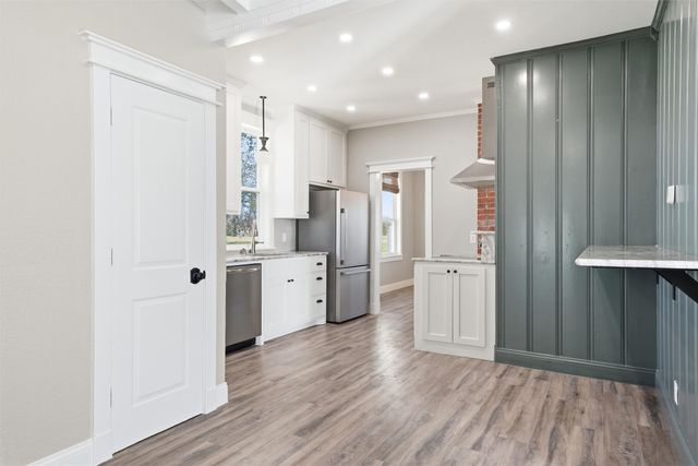 3801 S 4th Street, Waco, TX 76706