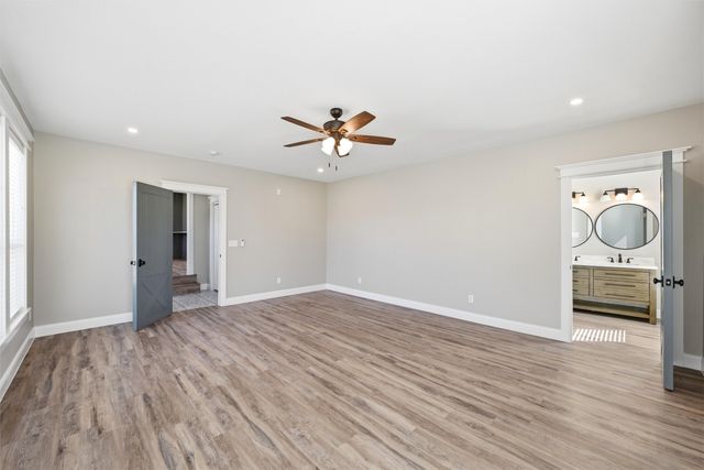 3801 S 4th Street, Waco, TX 76706