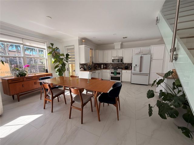 12450 NW 32nd Mnr 1250, Sunrise, FL 33323