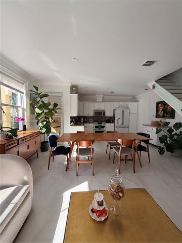 12450 NW 32nd Mnr 1250, Sunrise, FL 33323