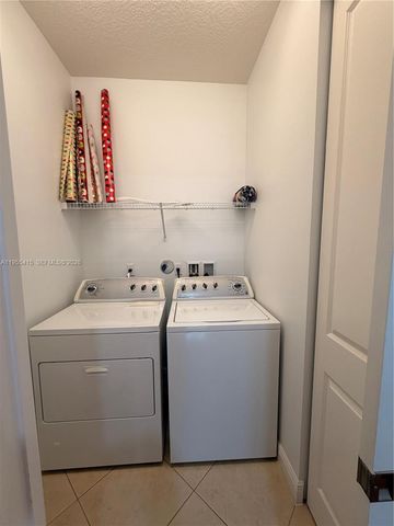 12450 NW 32nd Mnr 1250, Sunrise, FL 33323