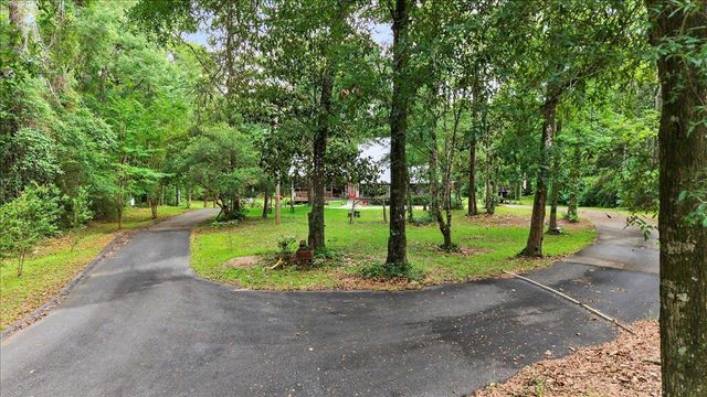 39 WIREGRASS Lane, Quincy, FL 32351