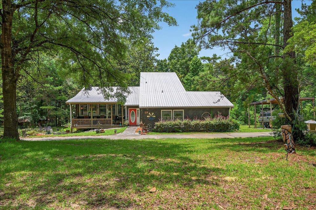 39 WIREGRASS Lane, Quincy, FL 32351