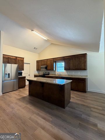 2028 Highway 211 NE, Statham, GA 30666