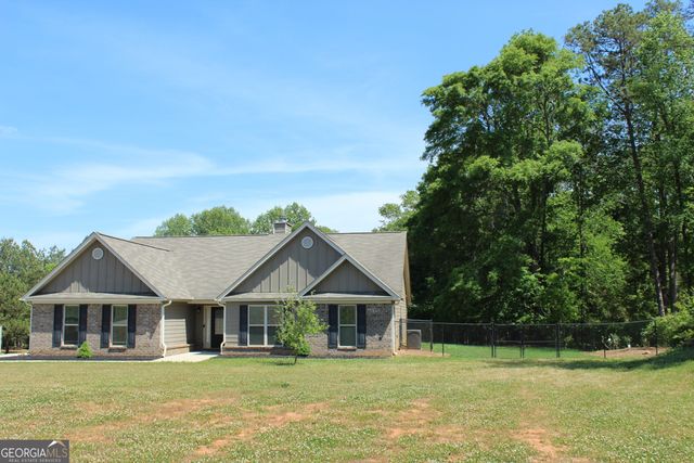 2028 Highway 211 NE, Statham, GA 30666