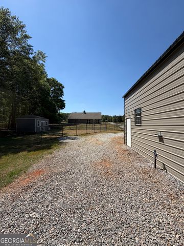 2028 Highway 211 NE, Statham, GA 30666