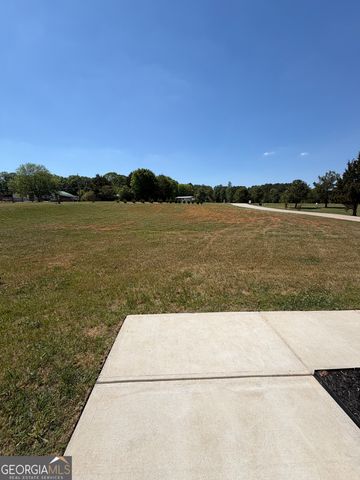 2028 Highway 211 NE, Statham, GA 30666