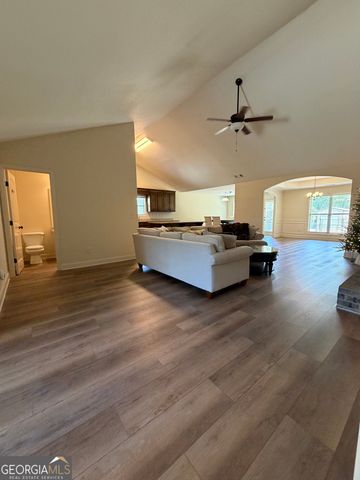 2028 Highway 211 NE, Statham, GA 30666