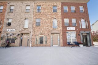 14130 Lakeside Blvd N, Shelby Charter Township, MI 48315