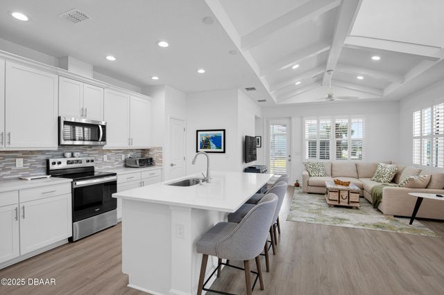 316 Gypsy Palace Lane, Daytona Beach, FL 32124