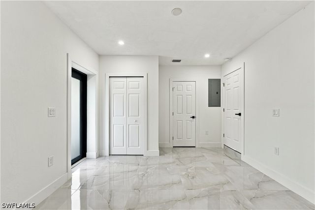 3055 53rd ST SW, Naples, FL 34116