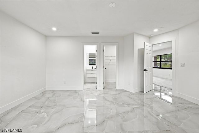 3055 53rd ST SW, Naples, FL 34116