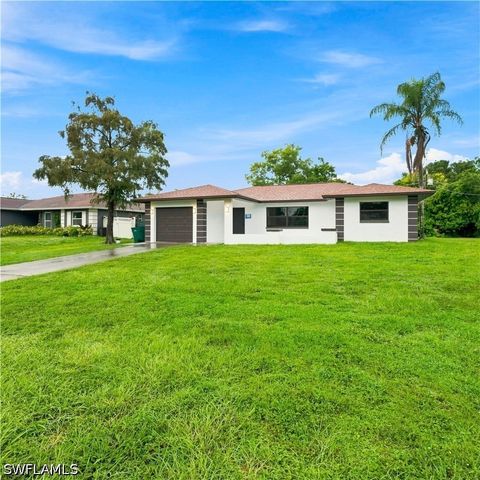 3055 53rd ST SW, Naples, FL 34116