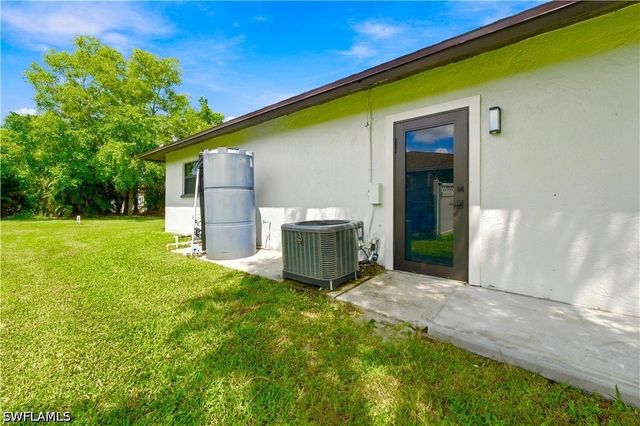 3055 53rd ST SW, Naples, FL 34116