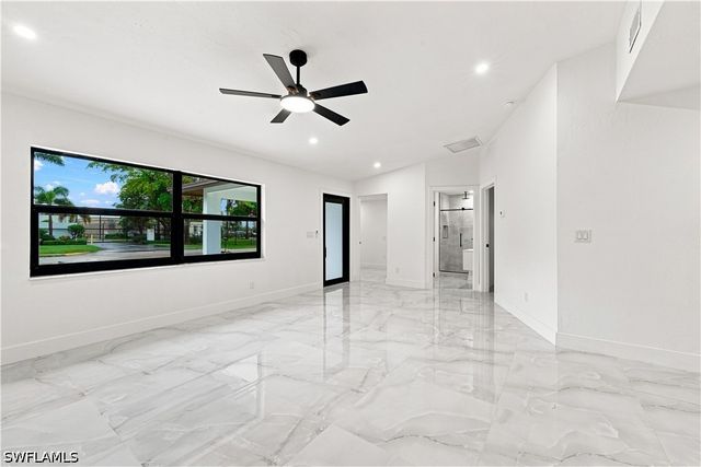 3055 53rd ST SW, Naples, FL 34116