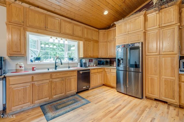1008 Holly Meadow Road, Mountain City, TN 37683