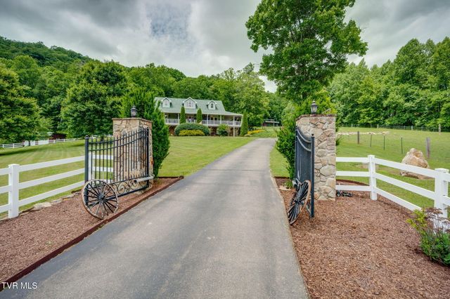 1008 Holly Meadow Road, Mountain City, TN 37683