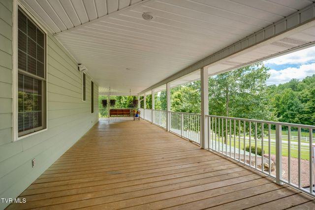1008 Holly Meadow Road, Mountain City, TN 37683