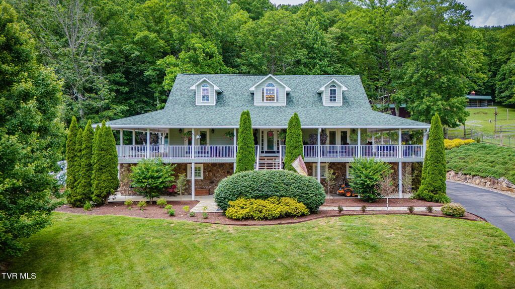 1008 Holly Meadow Road, Mountain City, TN 37683