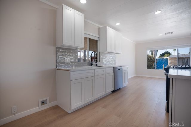 20401 Soledad Canyon, Canyon Country, CA 91351