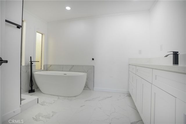 20401 Soledad Canyon, Canyon Country, CA 91351