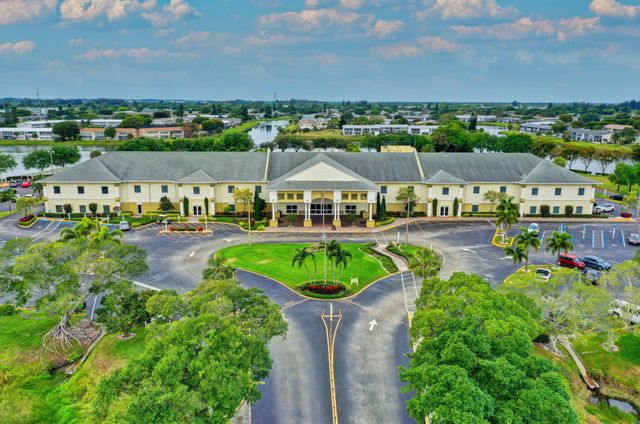 96 Dorchester E, West Palm Beach, FL 33417