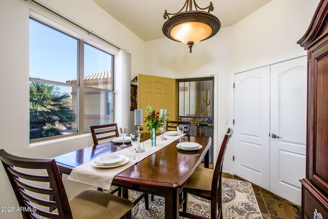 11282 S SAN ROBERTO Drive, Goodyear, AZ 85338