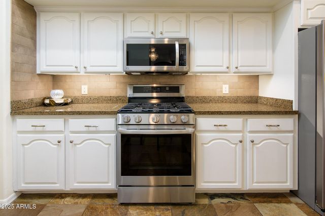 11282 S SAN ROBERTO Drive, Goodyear, AZ 85338