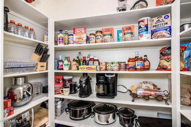 11282 S SAN ROBERTO Drive, Goodyear, AZ 85338