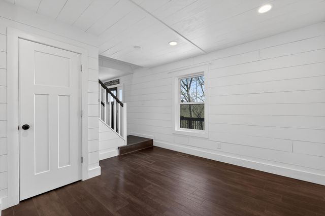 7435 Warsaw Road, Dry Ridge, KY 41035