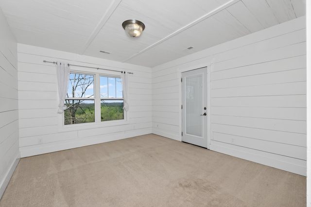 7435 Warsaw Road, Dry Ridge, KY 41035