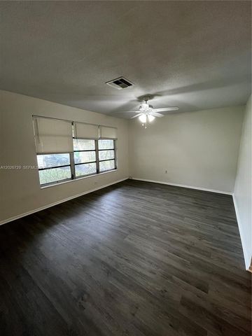 2420 NW 64th Ter, Sunrise, FL 33313