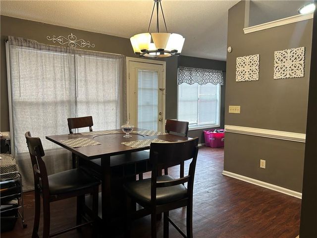 1038 Forest Gln, Jonesboro, GA 30238