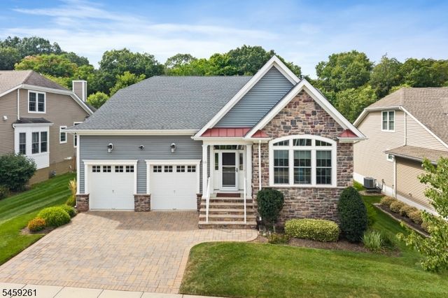 15 Portland Dr, Montgomery Twp., NJ 08558