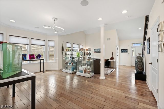 15 Portland Dr, Montgomery Twp., NJ 08558