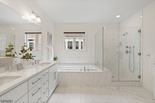 15 Portland Dr, Montgomery Twp., NJ 08558