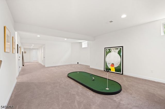 15 Portland Dr, Montgomery Twp., NJ 08558