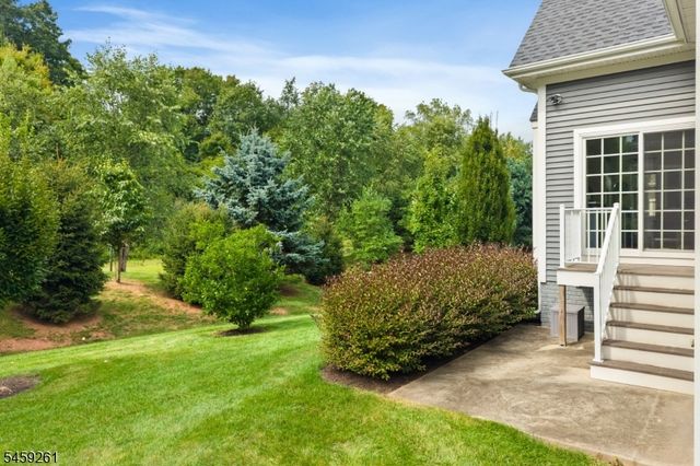 15 Portland Dr, Montgomery Twp., NJ 08558