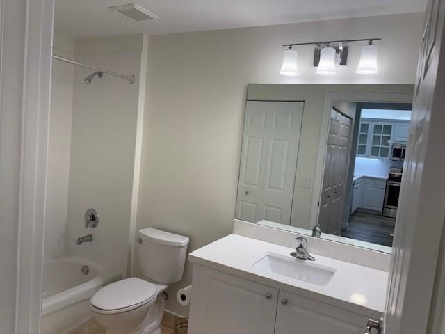7611 Southampton Terrace 407, Tamarac, FL 33321