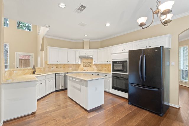 3817 Peppertree Drive, Carrollton, TX 75007