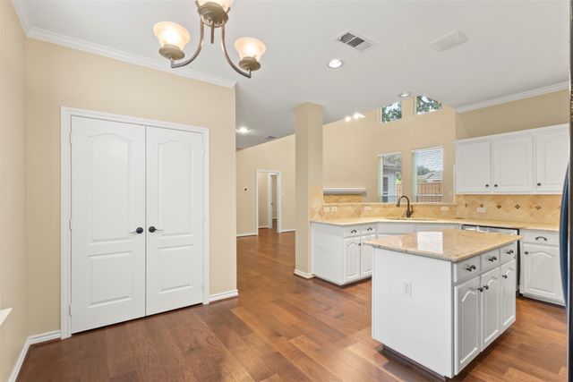 3817 Peppertree Drive, Carrollton, TX 75007