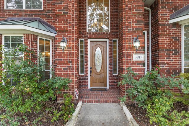 3817 Peppertree Drive, Carrollton, TX 75007