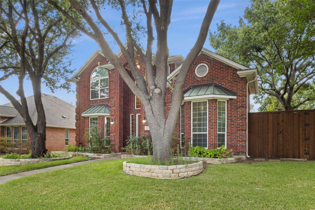 3817 Peppertree Drive, Carrollton, TX 75007