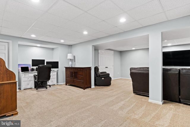 1110 SHANNON LN, Carlisle, PA 17013