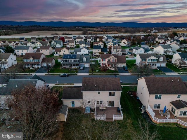 1110 SHANNON LN, Carlisle, PA 17013