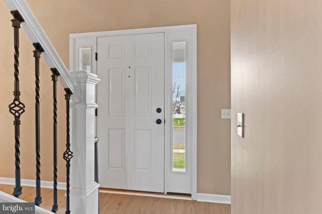 1110 SHANNON LN, Carlisle, PA 17013